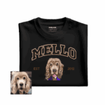 camiseta personalizada con retrato de mascota estilo college bordado negro
